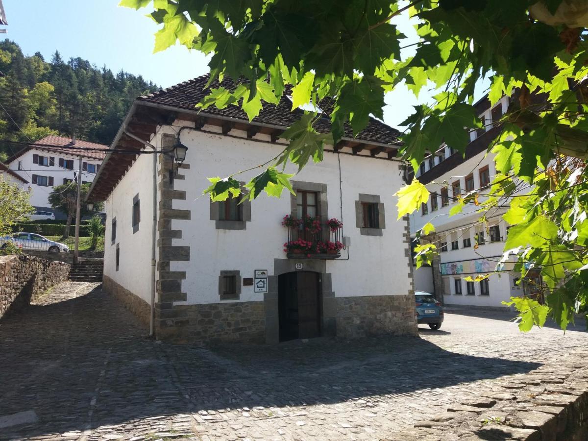 Apartamento Casa Graciano I Ochagavía Exterior foto